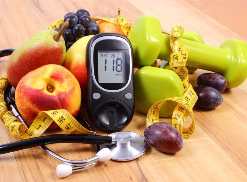 Glucose,Meter,With,Medical,Stethoscope,,Fruits,And,Dumbbells,For,Using